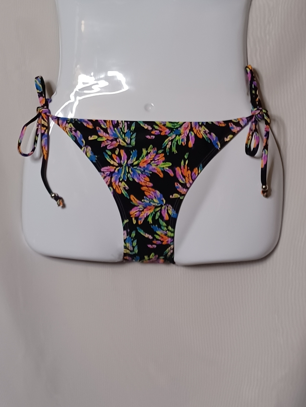 INGEAR Swim Black Floral Tie-Side Bikini Bottom Swimwear. Size L